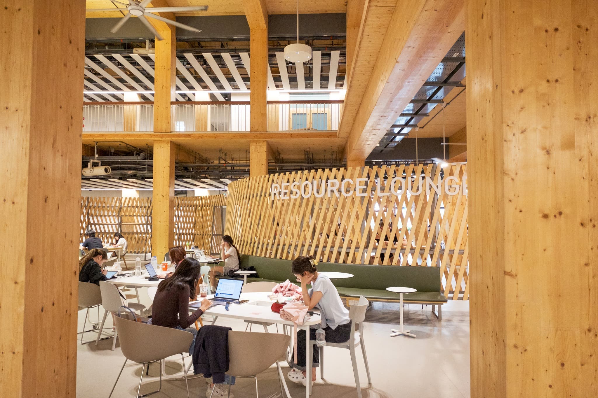 Đại học Công nghệ Nanyang Singapore mở đơn